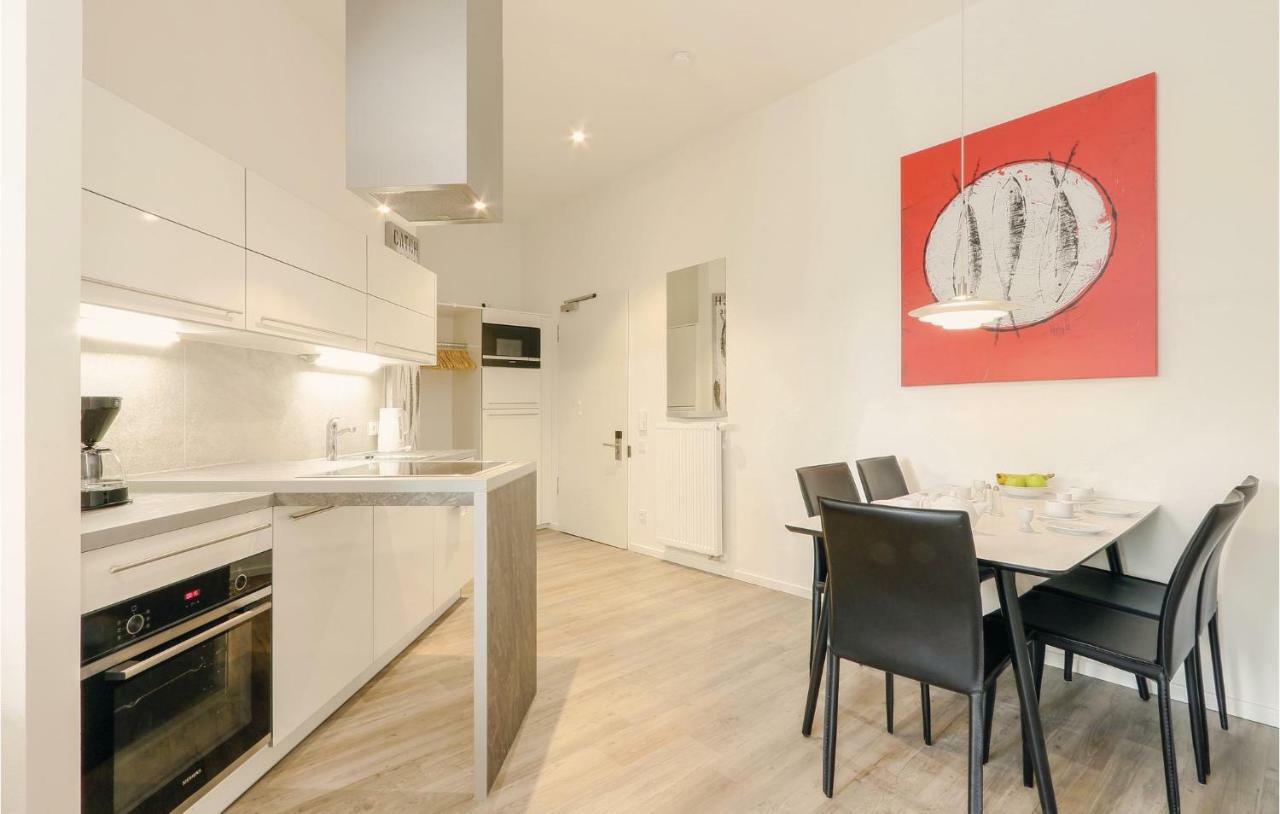 2 Bedroom Cozy Apartment In Luebeck Travemuende Экстерьер фото